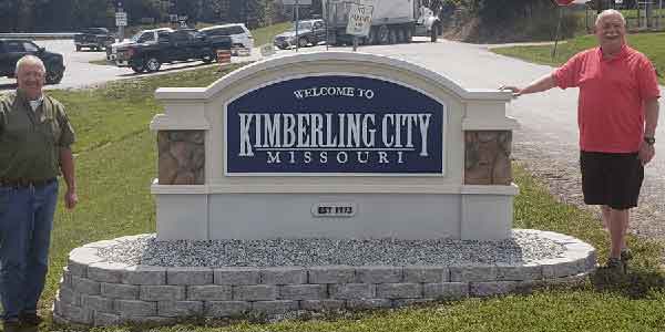 Kimberling City Entrance Signs Installed