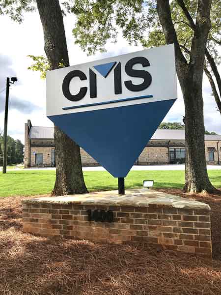 Inverted 3-sided pyramid sign monument Street View